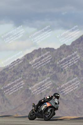 media/Nov-16-2025-Race Pace (Sun) [[8c5fa54630]]/Verified Riders/5-Turn 9 (1135am)/